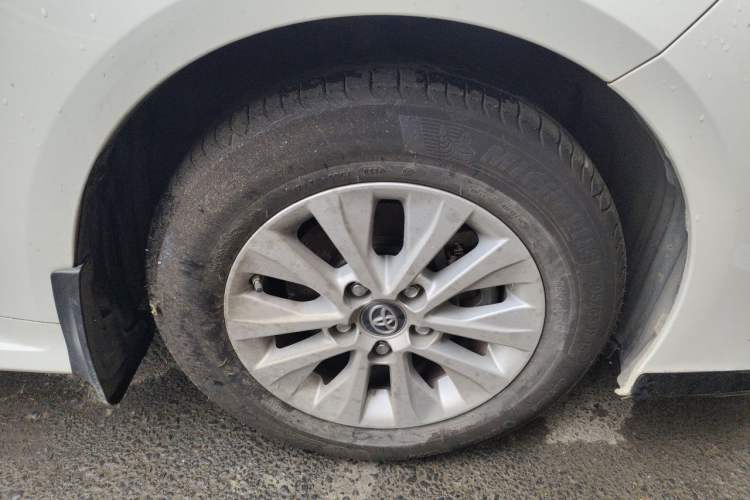 Used Toyota Corolla 2019 1.2T S-CVT GL-i Elite Edition Right Front Wheel Hub