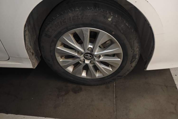 Used Toyota Corolla 2019 1.2T S-CVT GL-i Elite Edition Right Front Wheel Hub