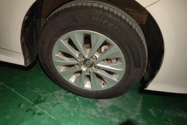 Used Toyota Corolla 2019 1.2T S-CVT GL-i Elite Edition Right Front Wheel Hub