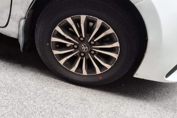 Used Toyota Corolla 2019 1.2T S-CVT GL-i Elite Edition Right Front Wheel Hub
