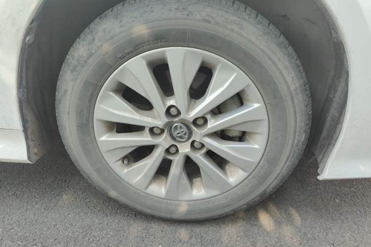 Used Toyota Corolla 2019 1.2T S-CVT GL Pioneer Edition Right Front Wheel Hub