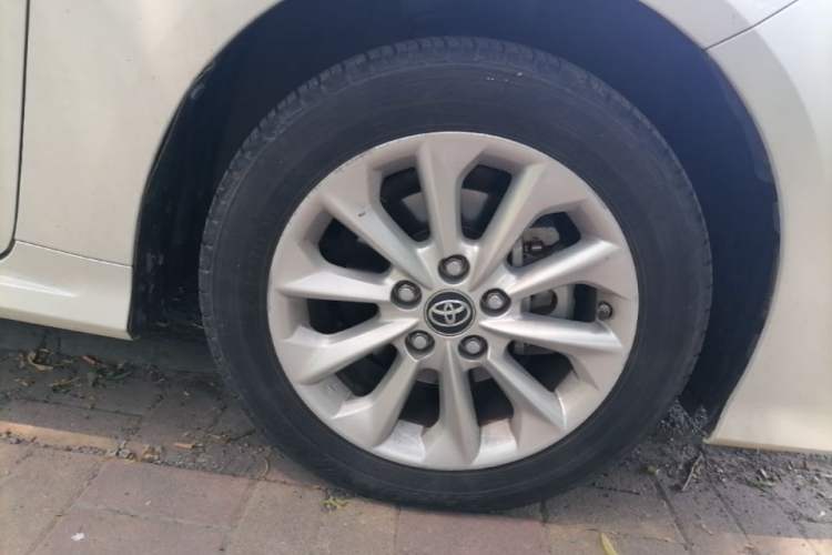 Used Toyota Corolla 2019 1.2T S-CVT GL-i Luxury Edition Right Front Wheel Hub