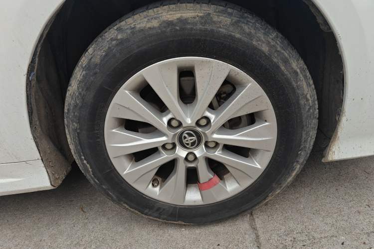 Used Toyota Corolla 2019 1.2T S-CVT GL-i Elite Edition Right Front Wheel Hub