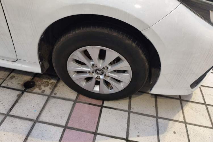 Used Toyota Corolla 2019 1.2T S-CVT GL Pioneer Edition Right Front Wheel Hub