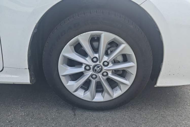 Used Toyota Corolla 2019 1.2T S-CVT GL-i Luxury Edition Right Front Wheel Hub