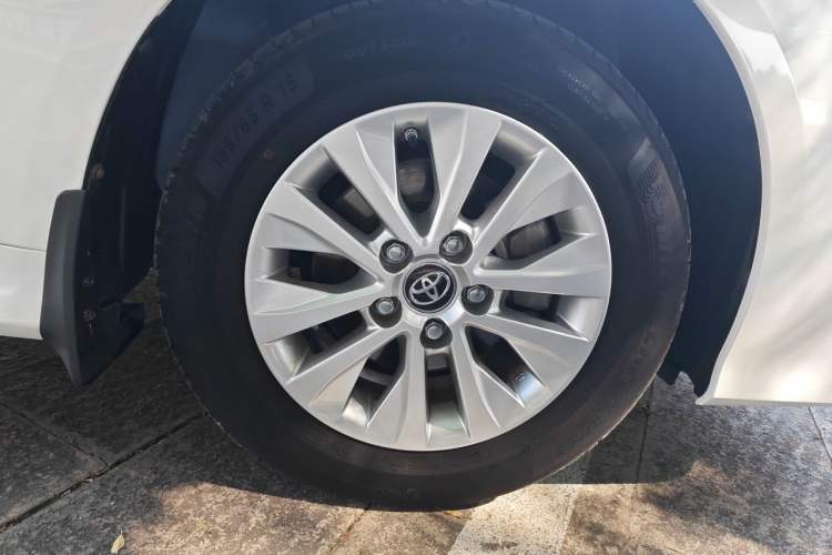 Used Toyota Corolla 2019 1.2T S-CVT GL-i Elite Edition Right Front Wheel Hub