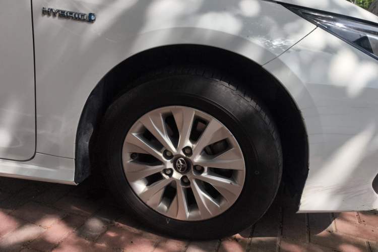 Used Toyota Corolla 2019 Dual-Engine 1.8L E-CVT GL-i Pioneer Edition Right Front Wheel Hub