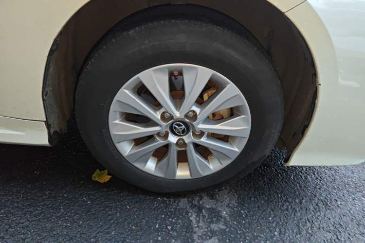 Used Toyota Corolla 2019 1.2T S-CVT GL-i Elite Edition Right Front Wheel Hub