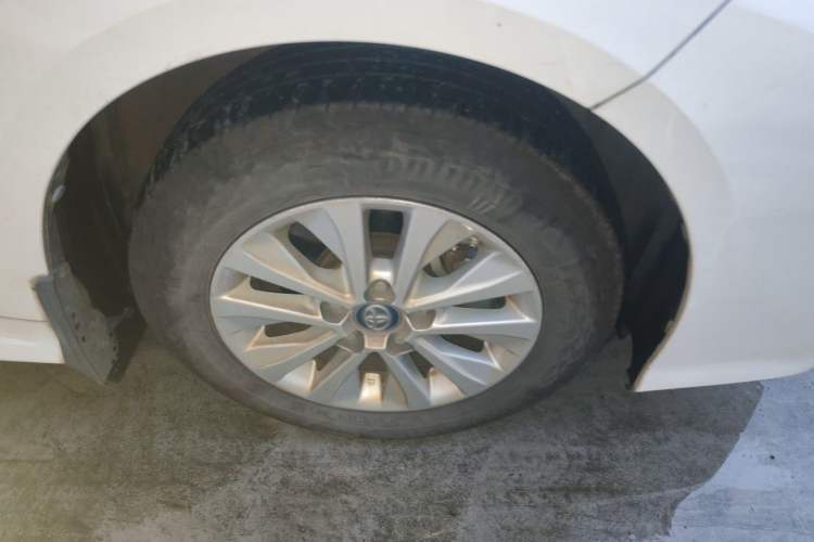 Used Toyota Corolla 2019 1.2T S-CVT GL Pioneer Edition Right Front Wheel Hub