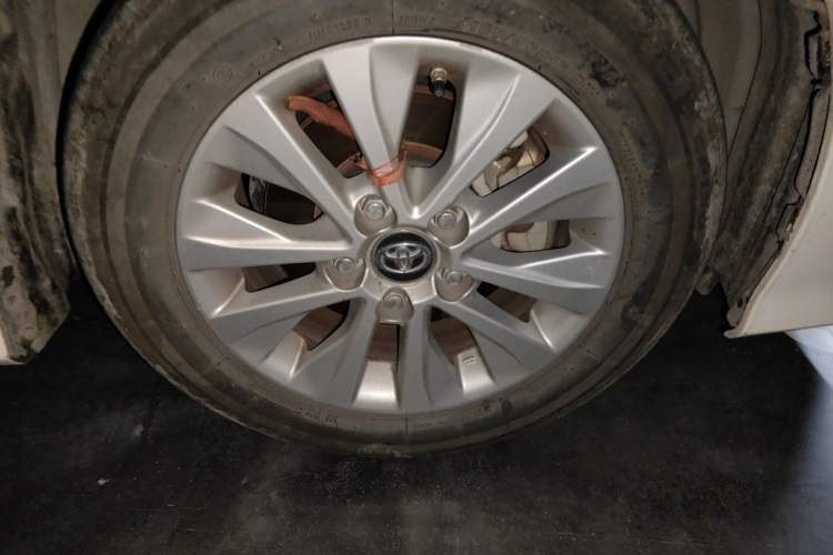 Used Toyota Corolla 2019 1.2T S-CVT GL-i Elite Edition Right Front Wheel Hub