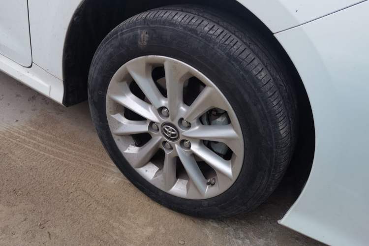 Used Toyota Corolla 2019 1.2T S-CVT GL-i Luxury Edition Right Front Wheel Hub