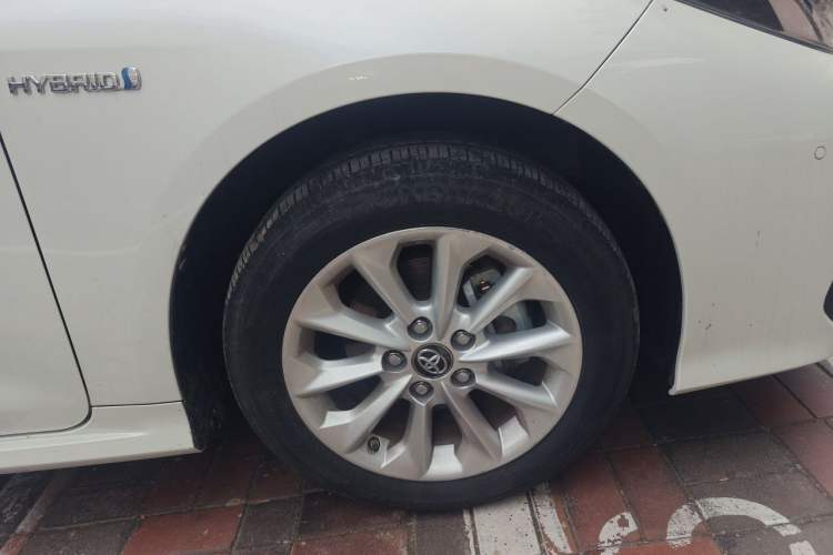 Used Toyota Corolla 2019 Dual-Engine 1.8L E-CVT GL-i Elite Edition Right Front Wheel Hub