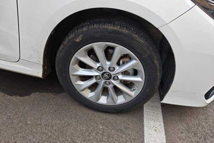 Used Toyota Corolla 2019 Dual-Engine 1.8L E-CVT GL-i Pioneer Edition Right Front Wheel Hub