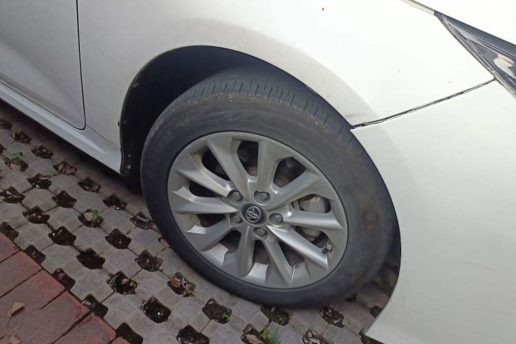 Used Toyota Corolla 2019 Dual-Engine 1.8L E-CVT GL-i Elite Edition Right Front Wheel Hub