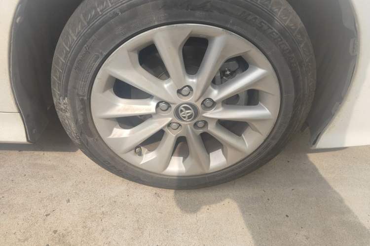 Used Toyota Corolla 2019 Dual-Engine 1.8L E-CVT GL-i Elite Edition Right Front Wheel Hub