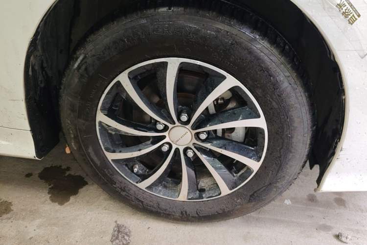 Used Toyota Corolla 2019 1.2T S-CVT GL Pioneer Edition Right Front Wheel Hub