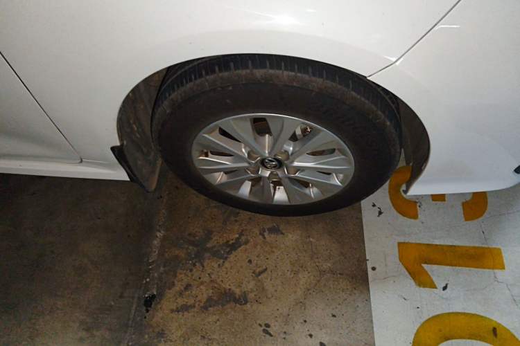 Used Toyota Corolla 2019 1.2T S-CVT GL-i Elite Edition Right Front Wheel Hub