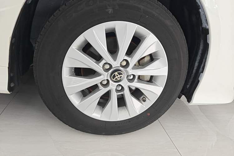 Used Toyota Corolla 2019 1.2T S-CVT GL-i Elite Edition Right Front Wheel Hub