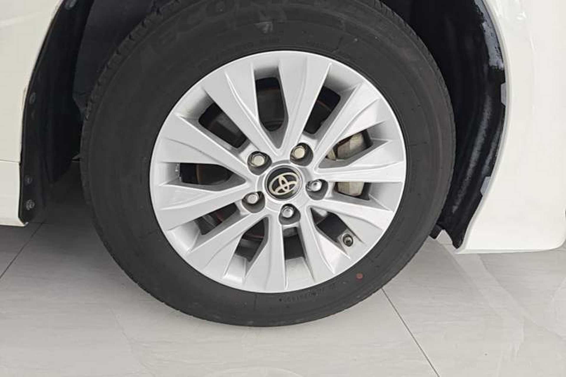 Used Toyota Corolla 2019 1.2T S-CVT GL-i Elite Edition Right Front Wheel Hub