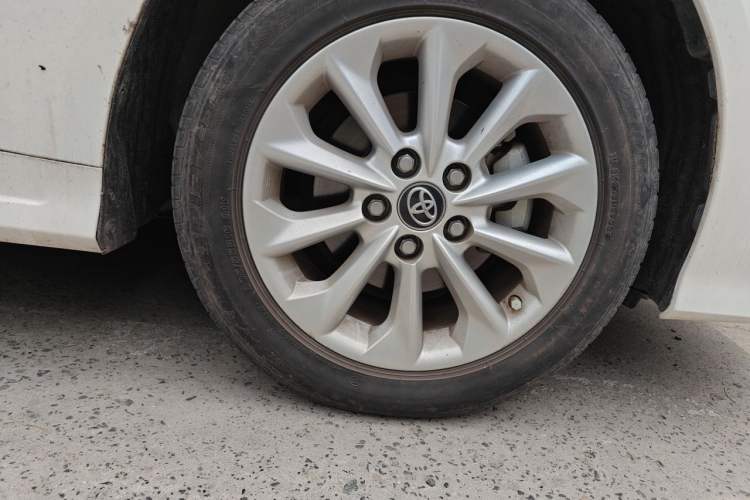 Used Toyota Corolla 2019 1.2T S-CVT GL-i Luxury Edition Right Front Wheel Hub