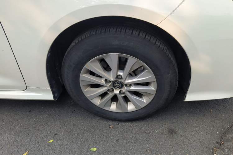 Used Toyota Corolla 2019 1.2T S-CVT GL-i Elite Edition Right Front Wheel Hub