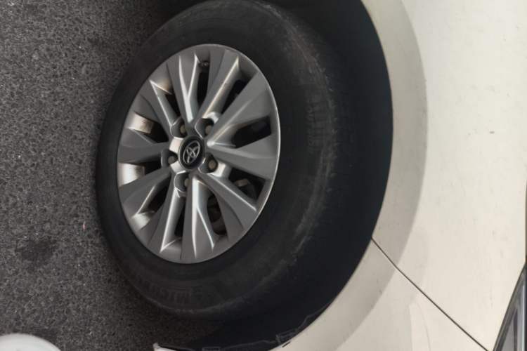 Used Toyota Corolla 2019 1.2T S-CVT GL-i Elite Edition Right Front Wheel Hub
