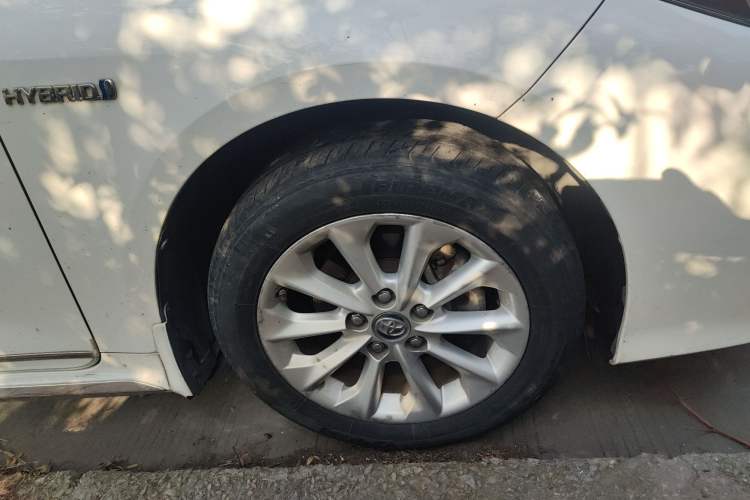 Used Toyota Corolla 2019 Dual-Engine 1.8L E-CVT GL-i Elite Edition Right Front Wheel Hub