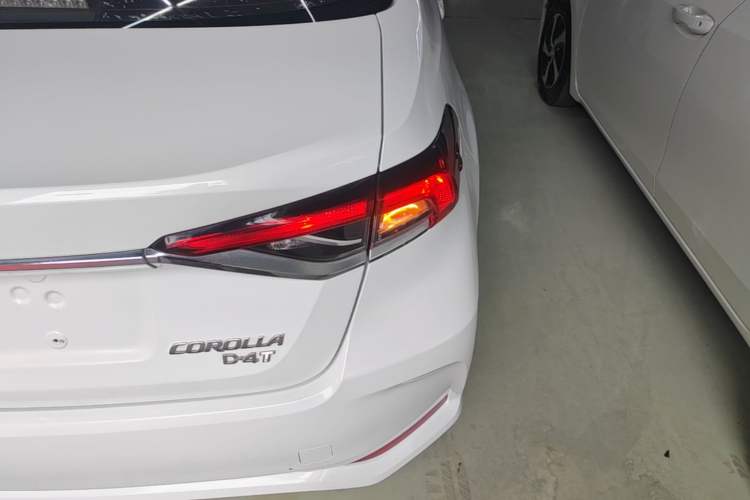 Used Toyota Corolla 2019 1.2T S-CVT GL-i Elite Edition Right Rear Taillight