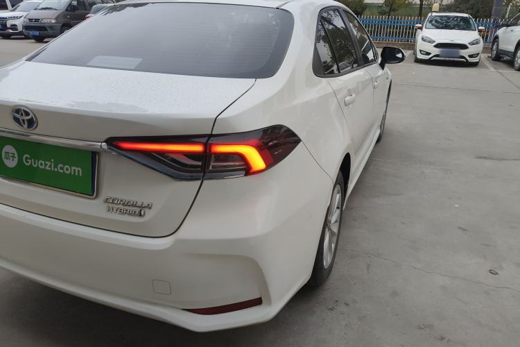Used Toyota Corolla 2019 Dual-Engine 1.8L E-CVT GL-i Elite Edition Right Rear Taillight