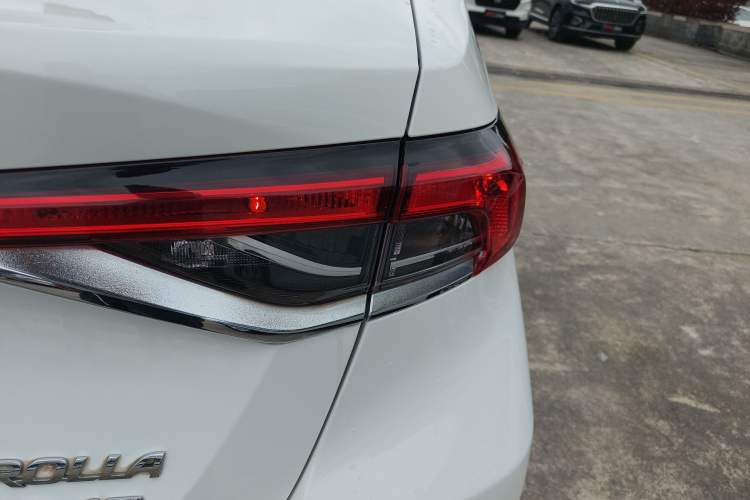 Used Toyota Corolla 2019 1.2T S-CVT GL-i Elite Edition Right Rear Taillight