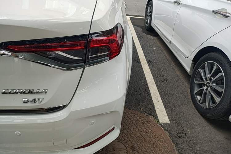 Used Toyota Corolla 2019 1.2T S-CVT GL-i Luxury Edition Right Rear Taillight