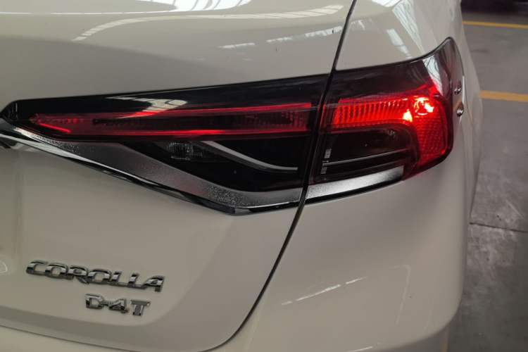 Used Toyota Corolla 2019 1.2T S-CVT GL-i Elite Edition Right Rear Taillight