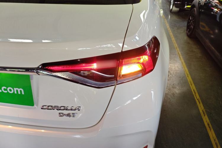 Used Toyota Corolla 2019 1.2T S-CVT GL-i Elite Edition Right Rear Taillight