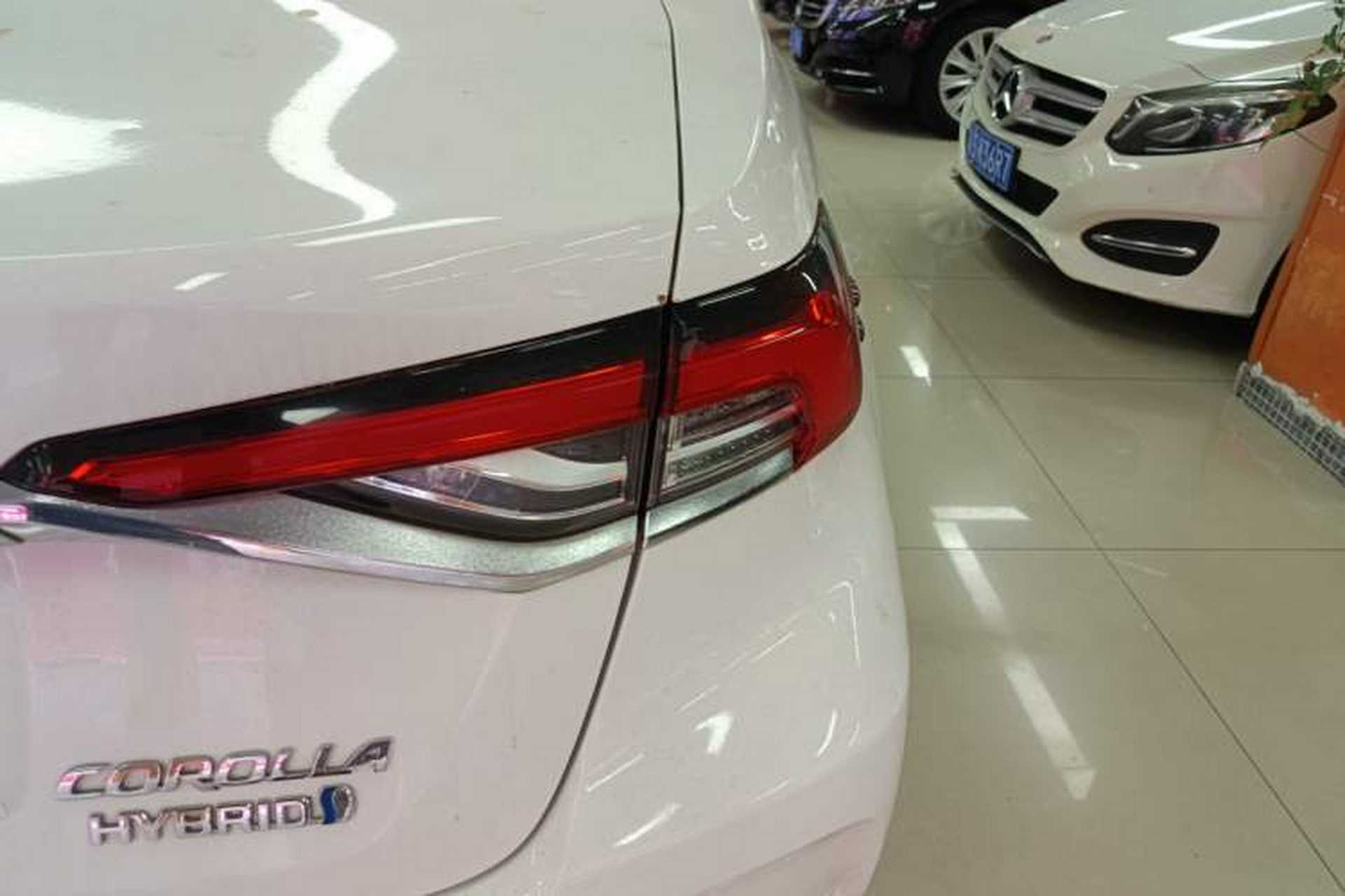 Used Toyota Corolla 2019 Dual-Engine 1.8L E-CVT GL-i Elite Edition Right Rear Taillight