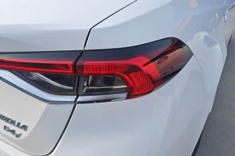 Used Toyota Corolla 2019 1.2T S-CVT GL-i Elite Edition Right Rear Taillight