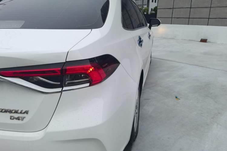 Used Toyota Corolla 2019 1.2T S-CVT GL-i Elite Edition Right Rear Taillight