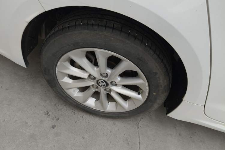 Used Toyota Corolla 2019 Dual-Engine 1.8L E-CVT GL-i Elite Edition Right Rear Wheel Hub