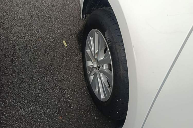 Used Toyota Corolla 2019 1.2T S-CVT GL Pioneer Edition Right Rear Wheel Hub