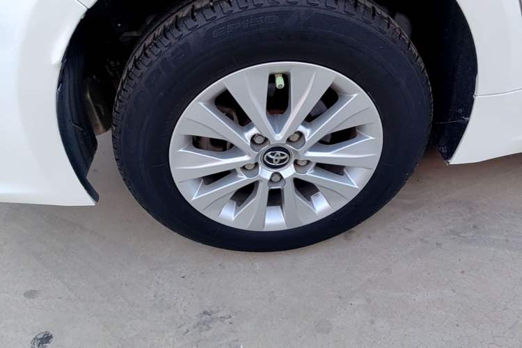 Used Toyota Corolla 2019 1.2T S-CVT GL Pioneer Edition Right Rear Wheel Hub