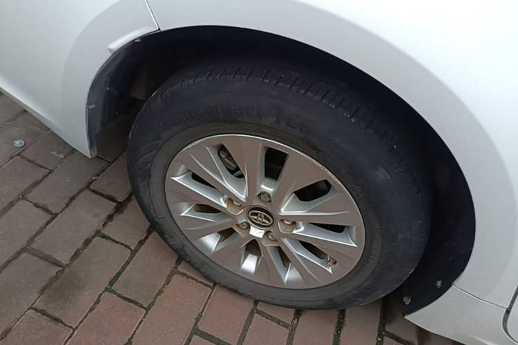 Used Toyota Corolla 2019 1.2T S-CVT GL Pioneer Edition Right Rear Wheel Hub