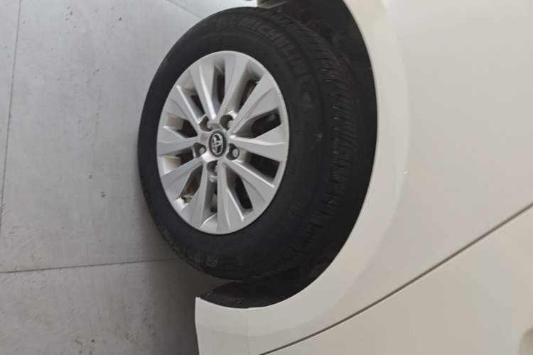 Used Toyota Corolla 2019 1.2T S-CVT GL Pioneer Edition Right Rear Wheel Hub