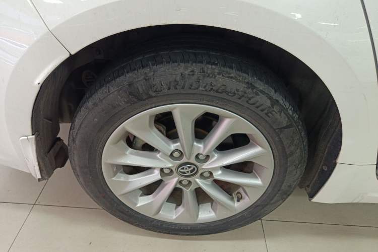 Used Toyota Corolla 2019 Dual-Engine 1.8L E-CVT GL-i Elite Edition Right Rear Wheel Hub