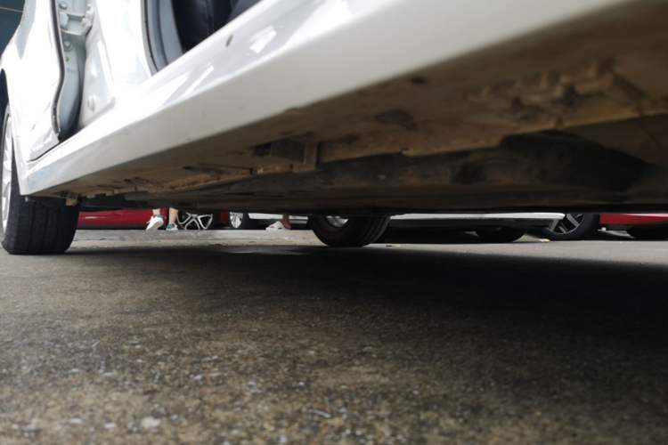 Used Toyota Corolla 2019 Dual-Engine 1.8L E-CVT GL-i Elite Edition Right Side Sill