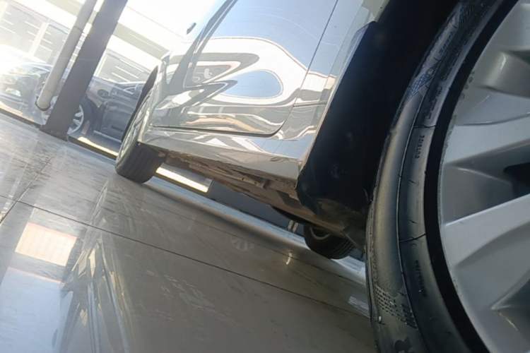 Used Toyota Corolla 2019 1.2T S-CVT GL-i Elite Edition Right Side Sill
