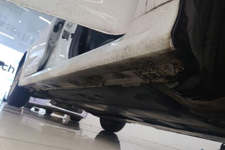 Used Toyota Corolla 2019 1.2T S-CVT GL-i Elite Edition Right Side Sill