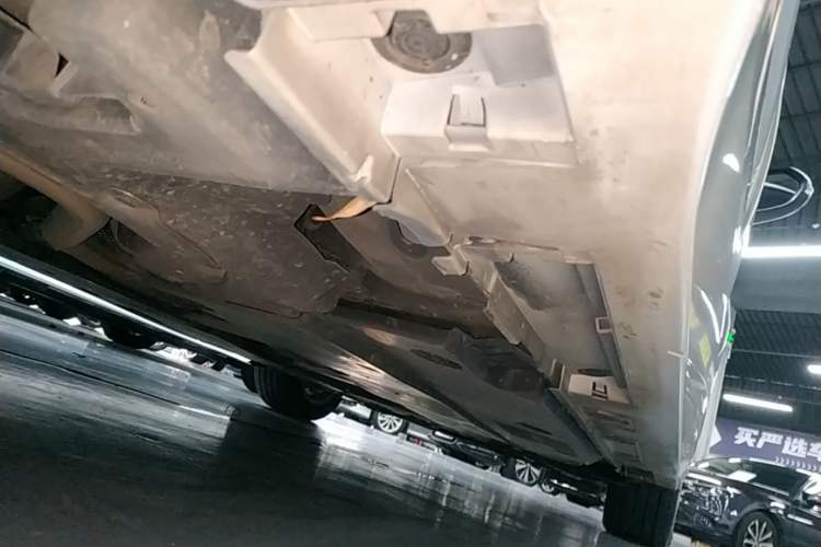 Used Toyota Corolla 2019 1.2T S-CVT GL-i Luxury Edition Right Side Sill