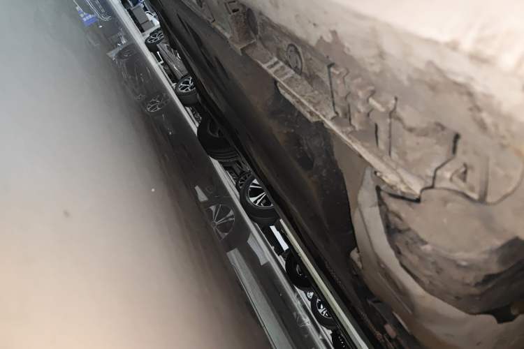 Used Toyota Corolla 2019 1.2T S-CVT GL Pioneer Edition Right Side Sill