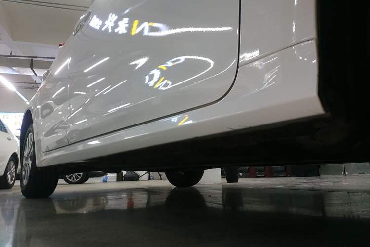 Used Toyota Corolla 2019 1.2T S-CVT GL-i Elite Edition Right Side Sill
