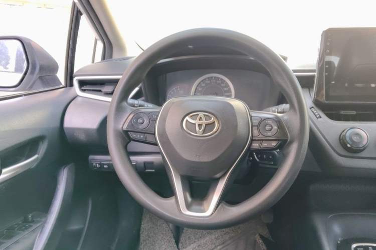 Used Toyota Corolla 2019 1.2T S-CVT GL Pioneer Edition Steering Wheel