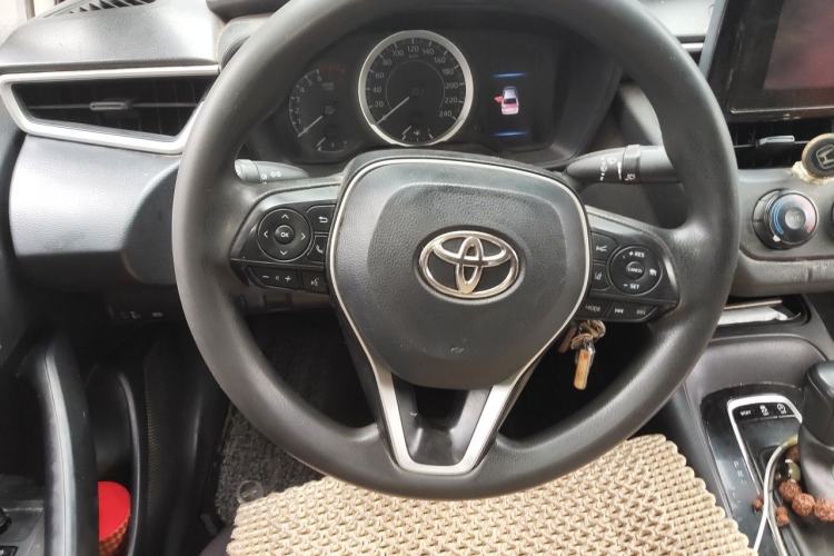 Used Toyota Corolla 2019 1.2T S-CVT GL Pioneer Edition Steering Wheel